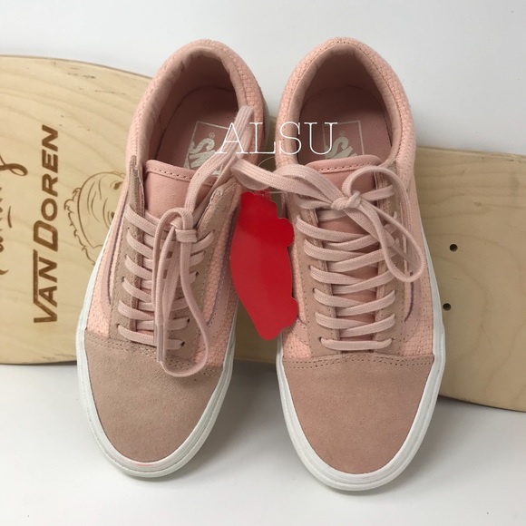 NWT VANS Old Skool Peach 🍑 White W AUTHENTIC - Picture 2 of 8